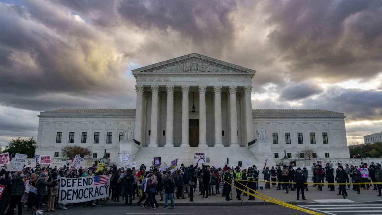 Supreme Court building with protesters opposing TPS termination